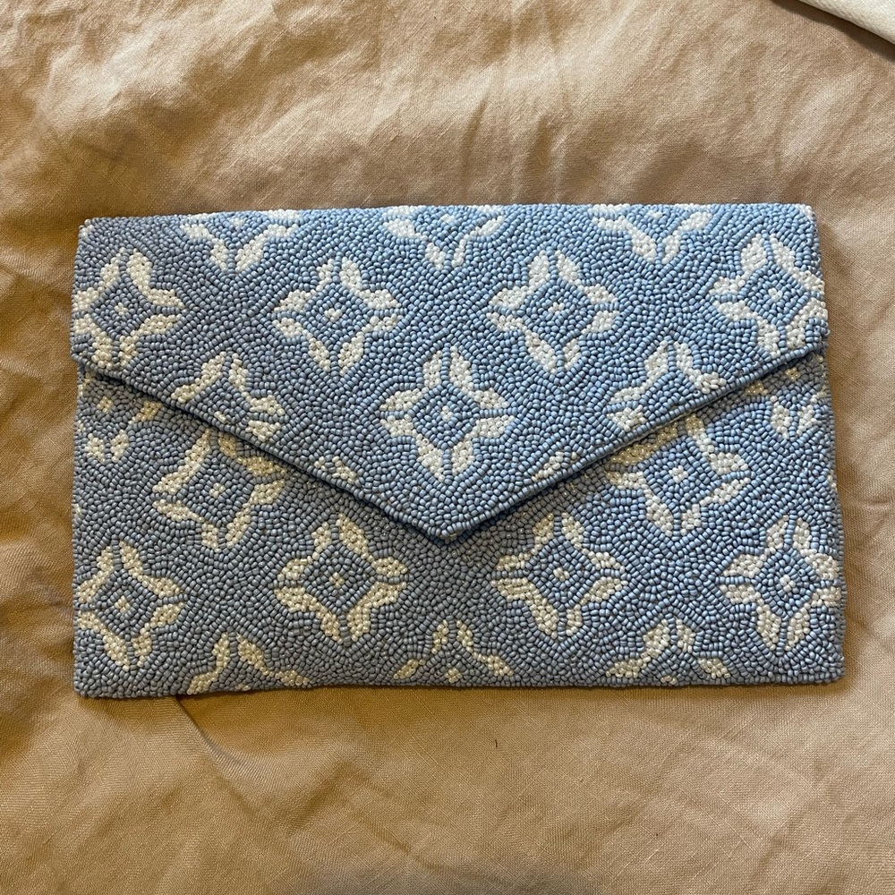 La Regale beaded clutch